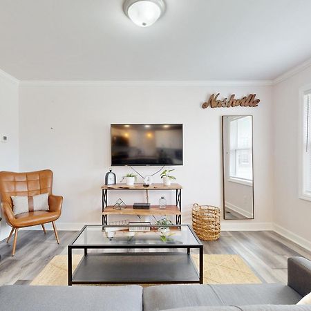 Capitol Hill Retreat A Villa Nashville Bagian luar foto