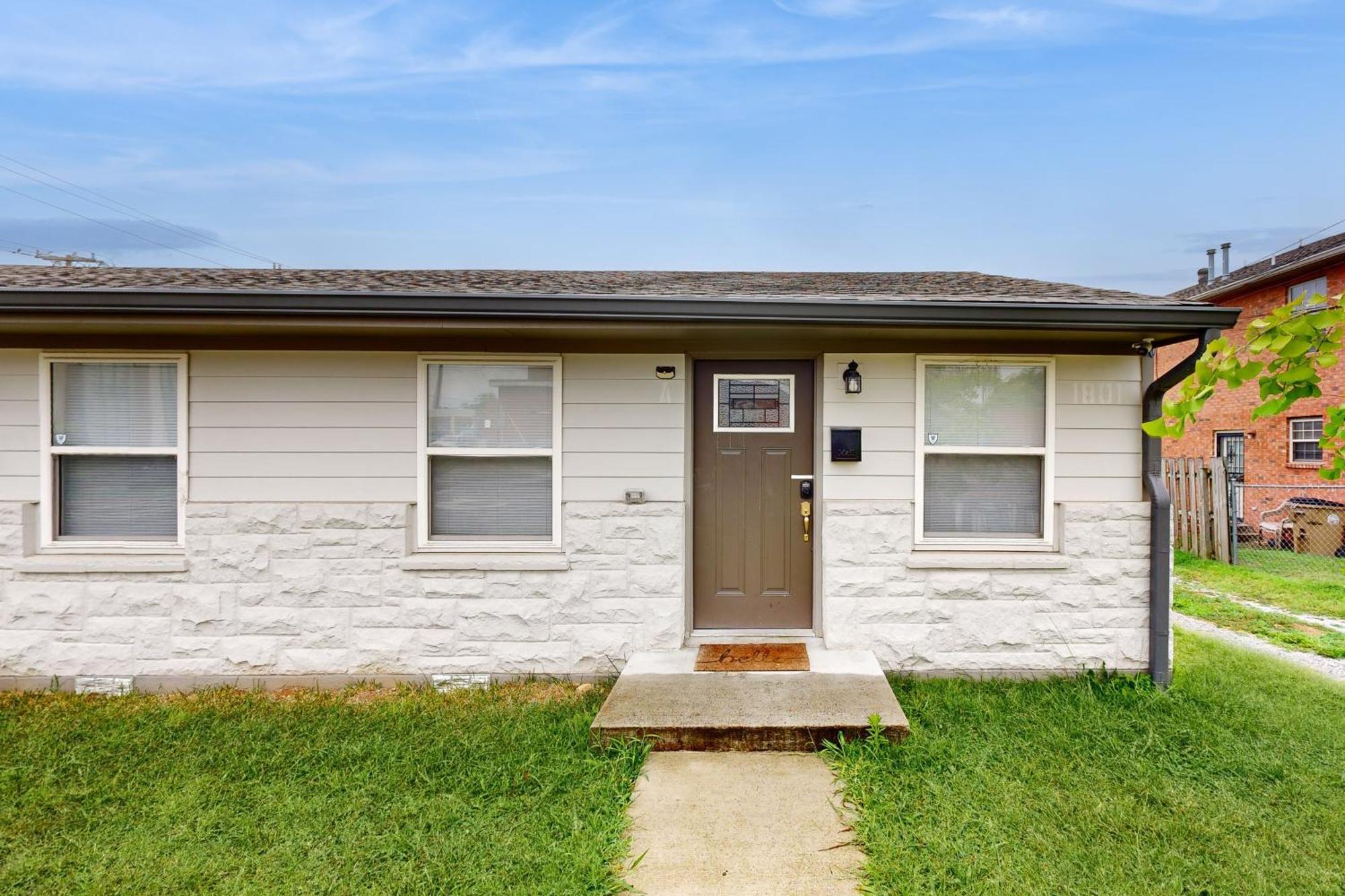 Capitol Hill Retreat A Villa Nashville Bagian luar foto