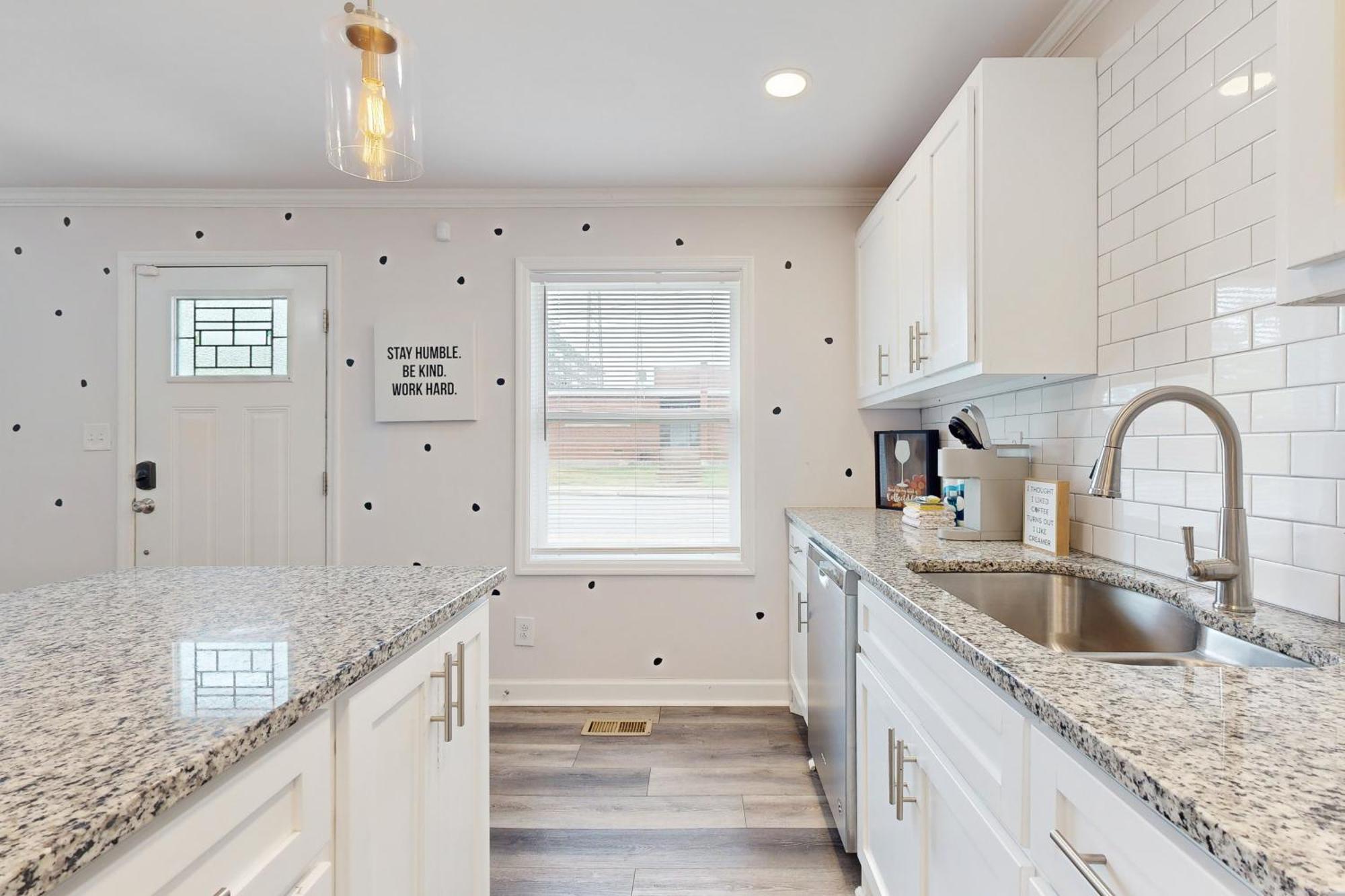 Capitol Hill Retreat A Villa Nashville Bagian luar foto